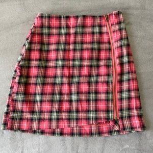 ✨3/$10✨ plaid mini skirt